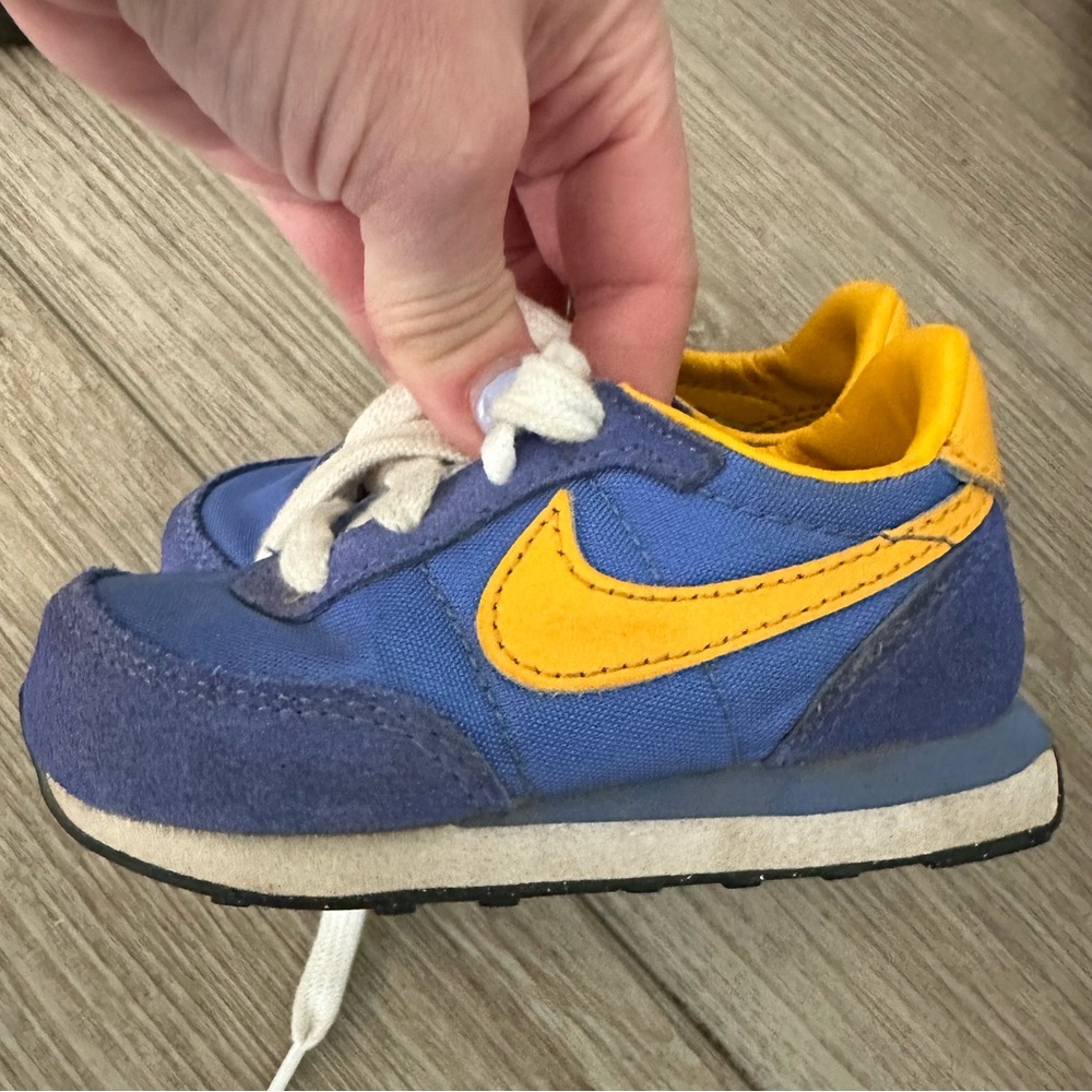 Nike toddler sneakers - 5C